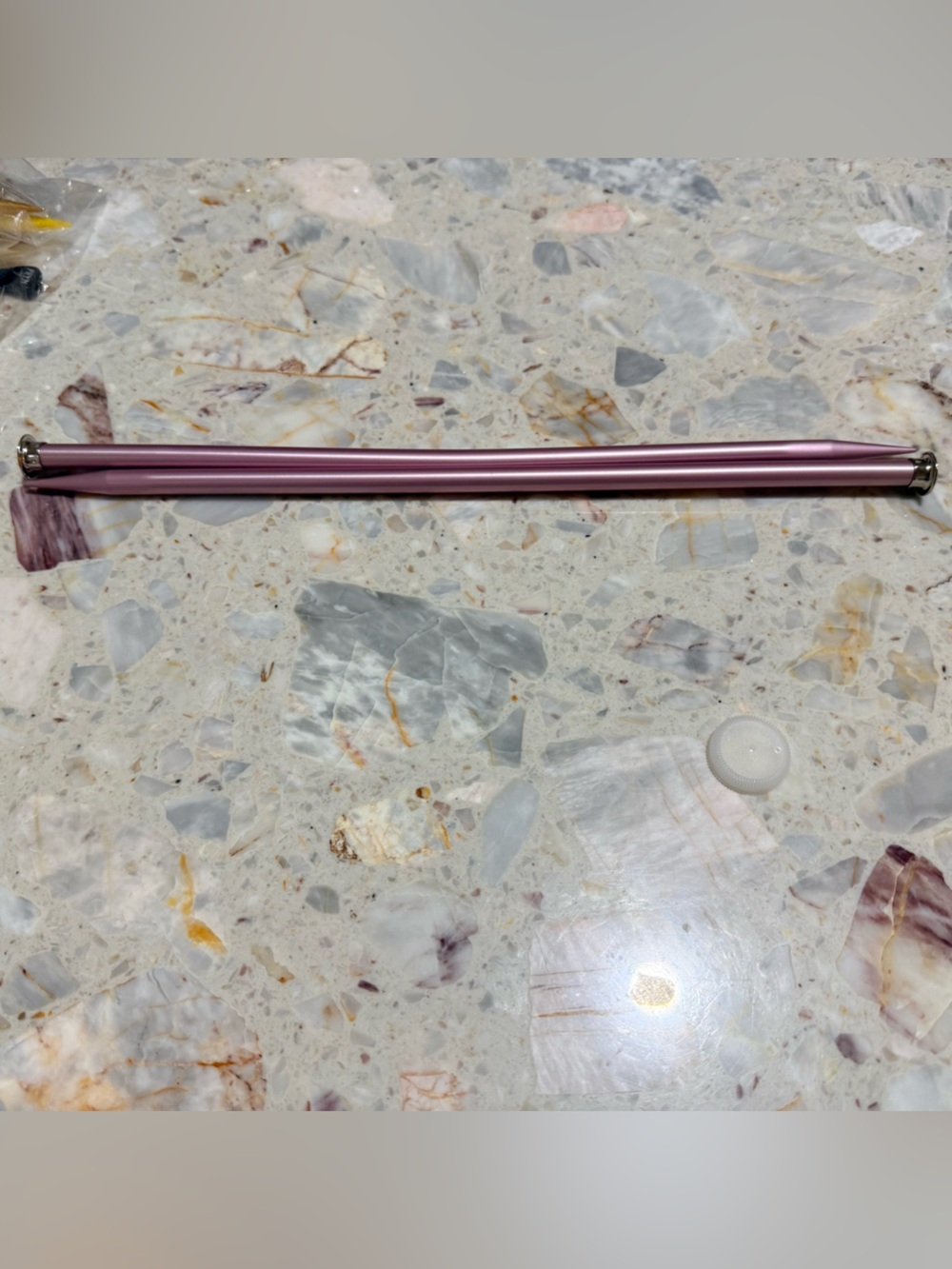 Susan Bates Size 15 Pink Aluminum Knitting Needles